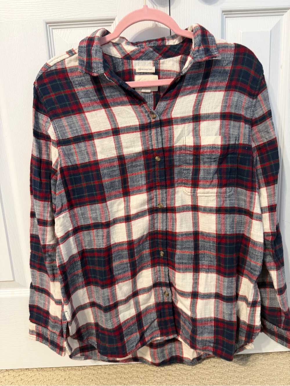American Eagle Plaid Button-Up Shirt in Navy, Red & Cream